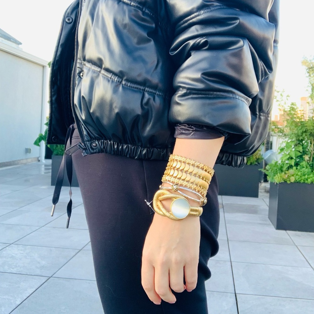 1pcs Anthro Matt Gold Flexible Ornamentation Metalwork Bangle Bracelet